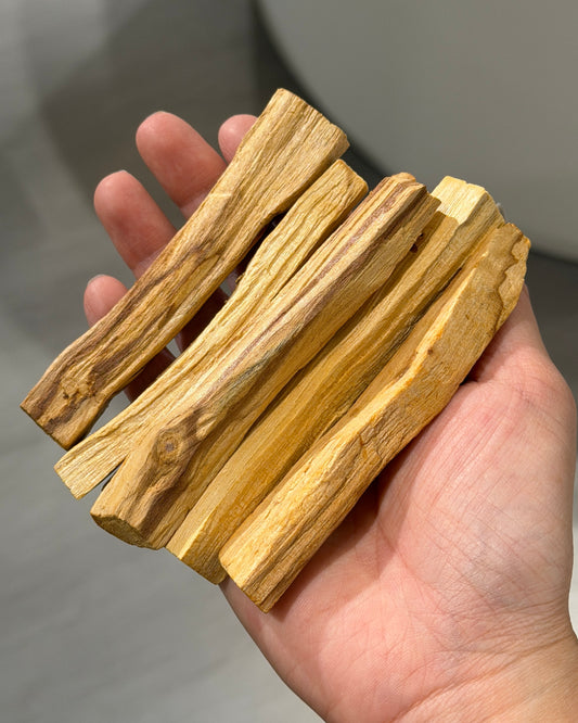 袐魯聖木 (Palo Santo)